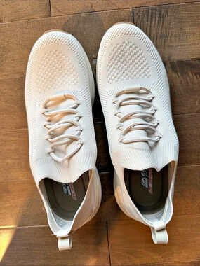 Skechers BOBS Sport Squad Chaos White Athletic Size 8.5